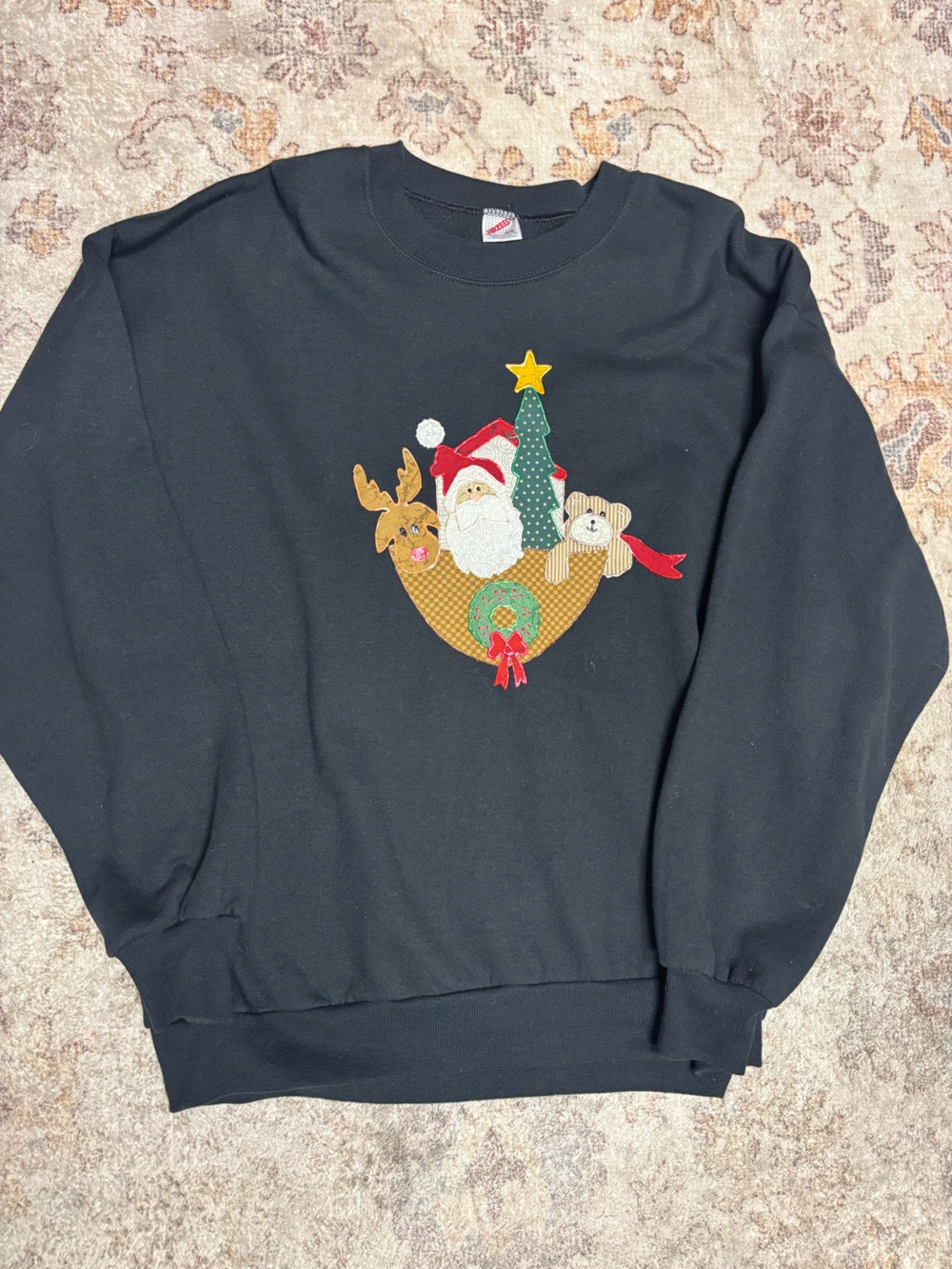 Vintage 90s Jerzees 2X Christmas Santa Patchwork Applique Sweatshirt USA